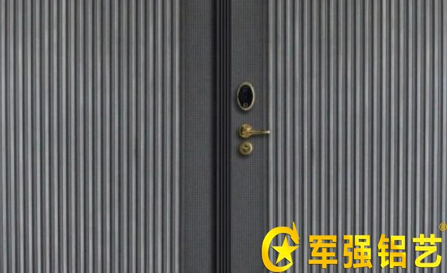 铸铝门防爆门内门门面局部图